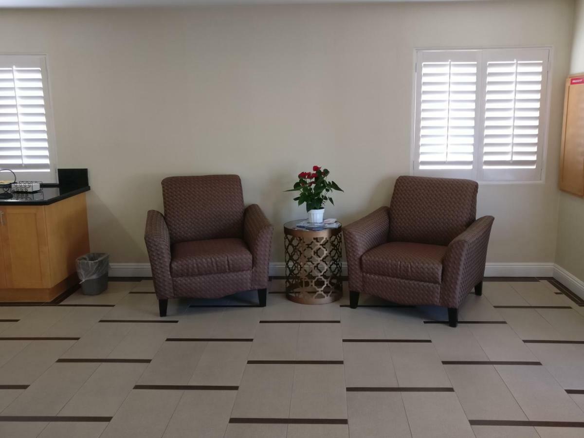 Burbank Inn And Suites Eksteriør billede