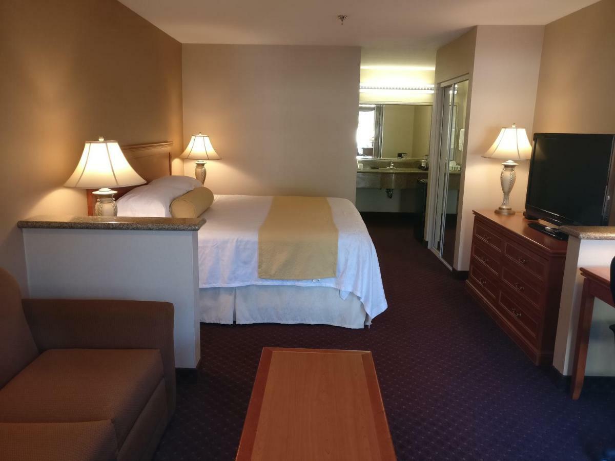 Burbank Inn And Suites Eksteriør billede
