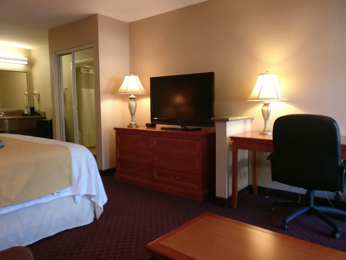 Burbank Inn And Suites Eksteriør billede