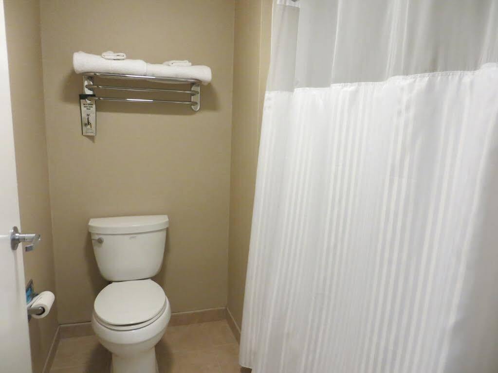 Burbank Inn And Suites Eksteriør billede