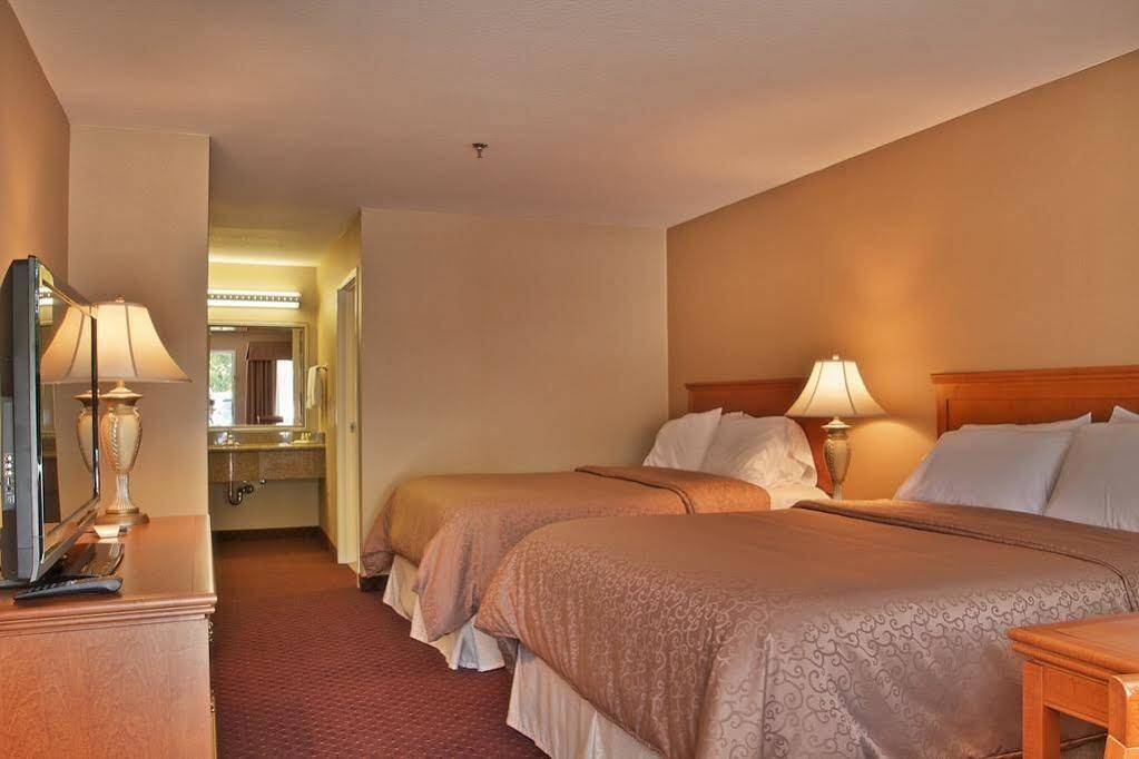 Burbank Inn And Suites Eksteriør billede
